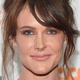 Carolina Bartczak — Abigail Walker