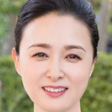 Sayuri Kokusho — Harumi's mother