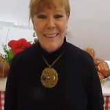 María Garralón — Julia