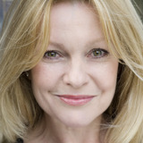 Andrée Bernard — Narrator