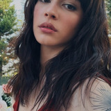 Helin Elveren — Sezin