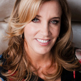 Felicity Huffman — Terry Spann