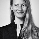 Ida Cæcilie Rasmussen — Signe Møller