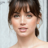 Ана де Армас — Sofia Jiménez