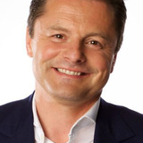 Chris Hollins — Himself - Presenter