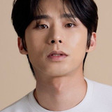 강성욱 — Carl Yoon's secretary