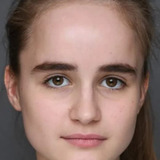 Kseniya Popovich — Лида, дочь Катерины