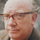 Arthur Lowe — Father Charles Clement Duddleswell