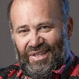 Otávio Müller — Paco Valentim