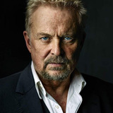 Dennis Storhøi — Arthur