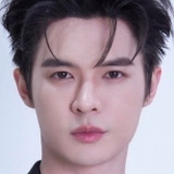 ภัทรชนน อ่อนสอาด — Khun Yai