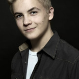 Oskar Sandven Lundevold — Barnum as Boy