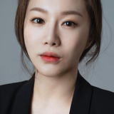 Park Sun-hye — So-yeon's Mother