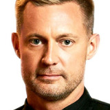 Bryan Voltaggio — Self - Contestant