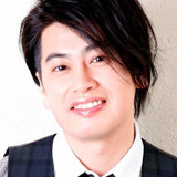 Дзюн Осука — Shunsuke Yoshino (voice)