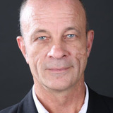 Thomas Anzenhofer — Tobias 'Dobbs' Steiger