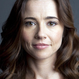 Linda Cardellini — Sharla Lemoyne