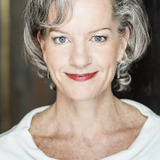 Tracey Hoyt — Nick's mother, Sally's mother (voice)