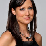 Алекси Гилмор — Dr. Sara Dillane