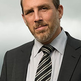 Waldemar Schultz — Detective Morkel