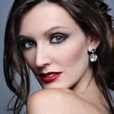 Diana Pereira — Eglantine