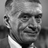 Friedrich Joloff — Oberst Villa