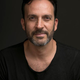 Antonio de la Vega — Emiliano