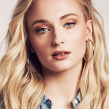 Sophie Turner — Zara