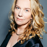 Arndís Hrönn Egilsdóttir — Hugrún