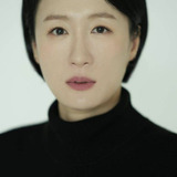 김가영 — [Twisted bread stick shop owner]
