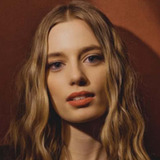 Аня Савчич — Claire