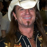 Scott McNeil — Dead-Eye Duck / Frax (voice)