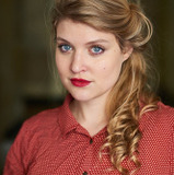 Lara Mandoki — Hedwig Höß