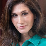 Valeria Licciardi — Vivianne Figueroa