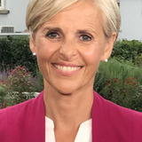 Anna Jones — News Anchor