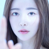 홍수아 — Herself