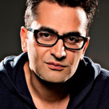 Antonio Esfandiari
