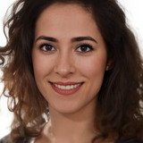 Dilara Topuklular — Zeliha