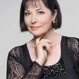 Isa Jank — Clarissa von Anstetten