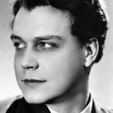 Всеволод Ларионов — Авессалом Изнуренков