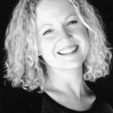 Carolyn Lawrence — Sandy Cheeks (voice)