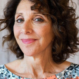 Andrea Martin