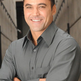 Ricardo Duque — Detetive Ivo Mantovani
