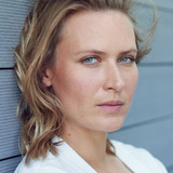 Agnieszka Żulewska — Maja Skowron