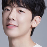 Ham Tae-in — Sun-jo's secretary