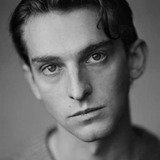 Louis Cunningham — Louis XVI