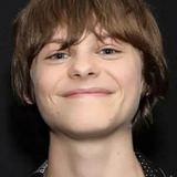 Николас Кроветти — Max Wright