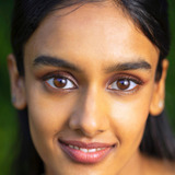 Шабана Азіз — Victoria Javadi