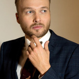 Arjen Lubach — Self - Host