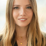 Oksana Tkach — Paula Costa